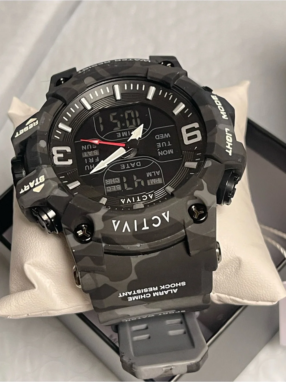 Activa Vulkor X Invicta Analog Digital Men's Watch - 53mm. Camouflage Grey Black